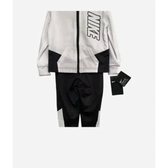 ✅ NWT Nike Toddler 2-Piece Tracksuit Set Size 2T Black/White - Picture 2 of 10